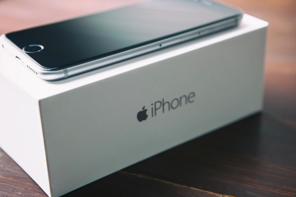 Apple iPhone, digital device photo